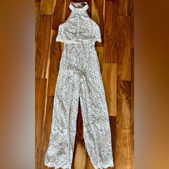 Lulus Britney White Lace Halter Jumpsuit size xs - Picture 2 of 4